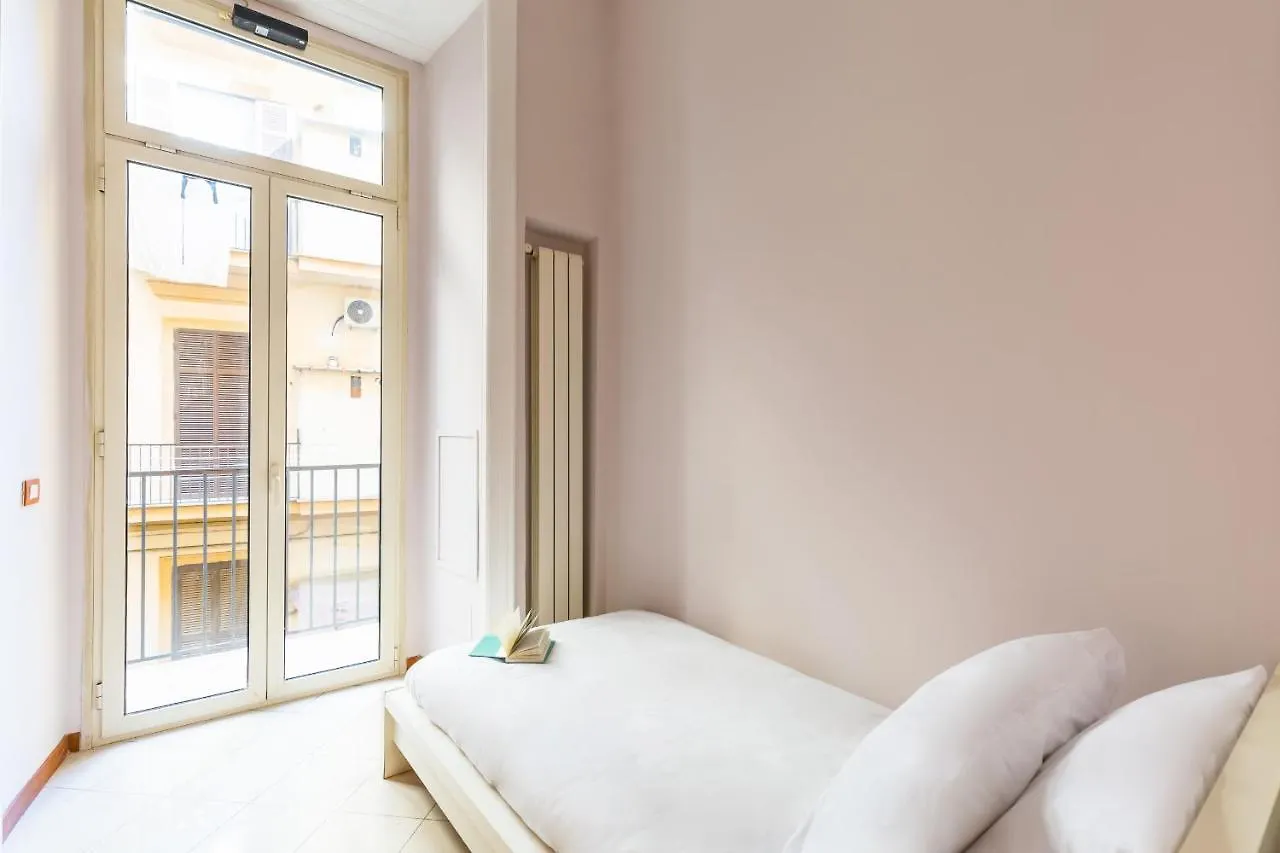 San Ferdinando Family Apartment By Wonderful Italy 나폴리 0*,  이탈리아